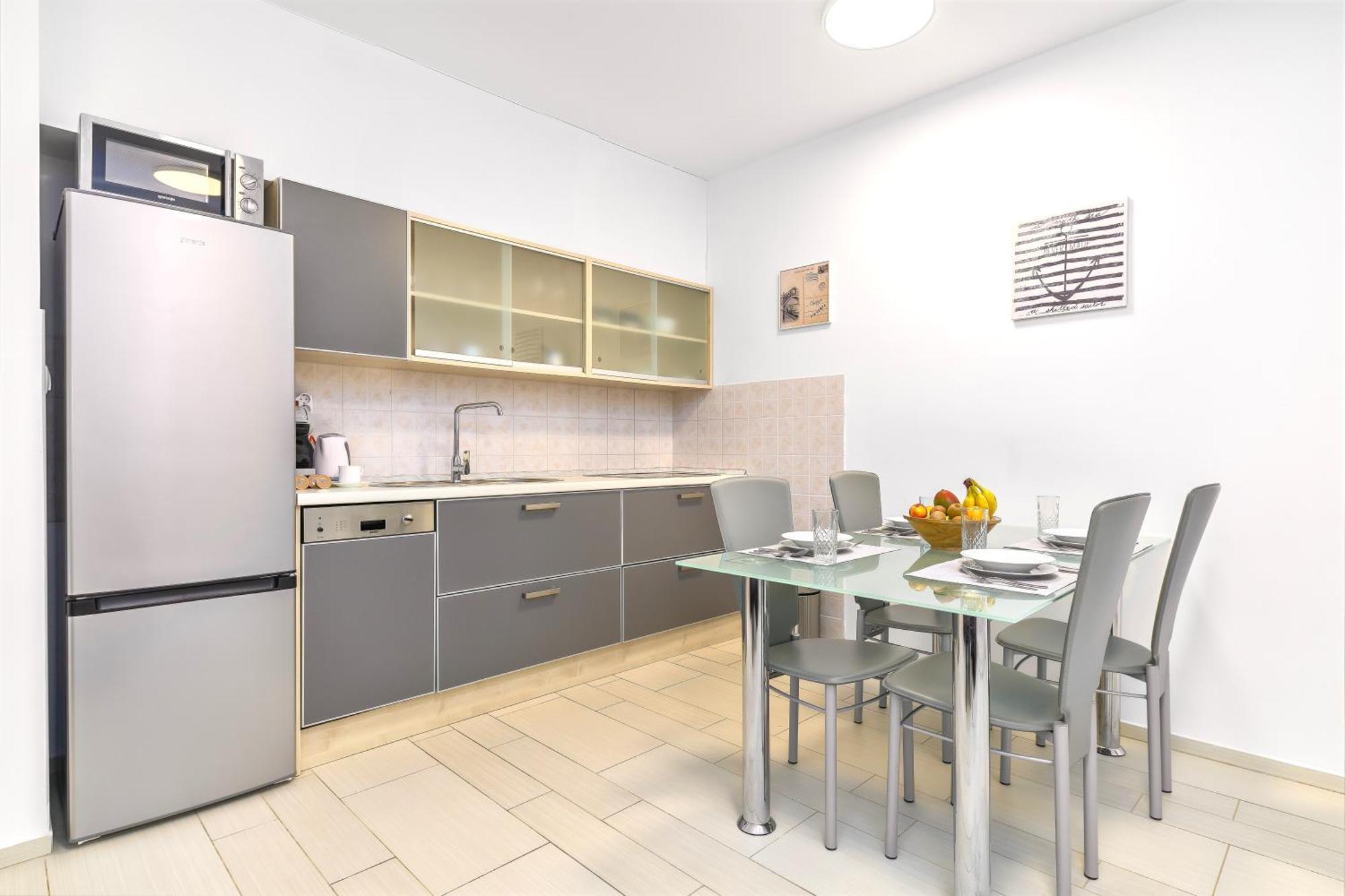 Apartmani Heta Alagic I Selce Eksteriør billede